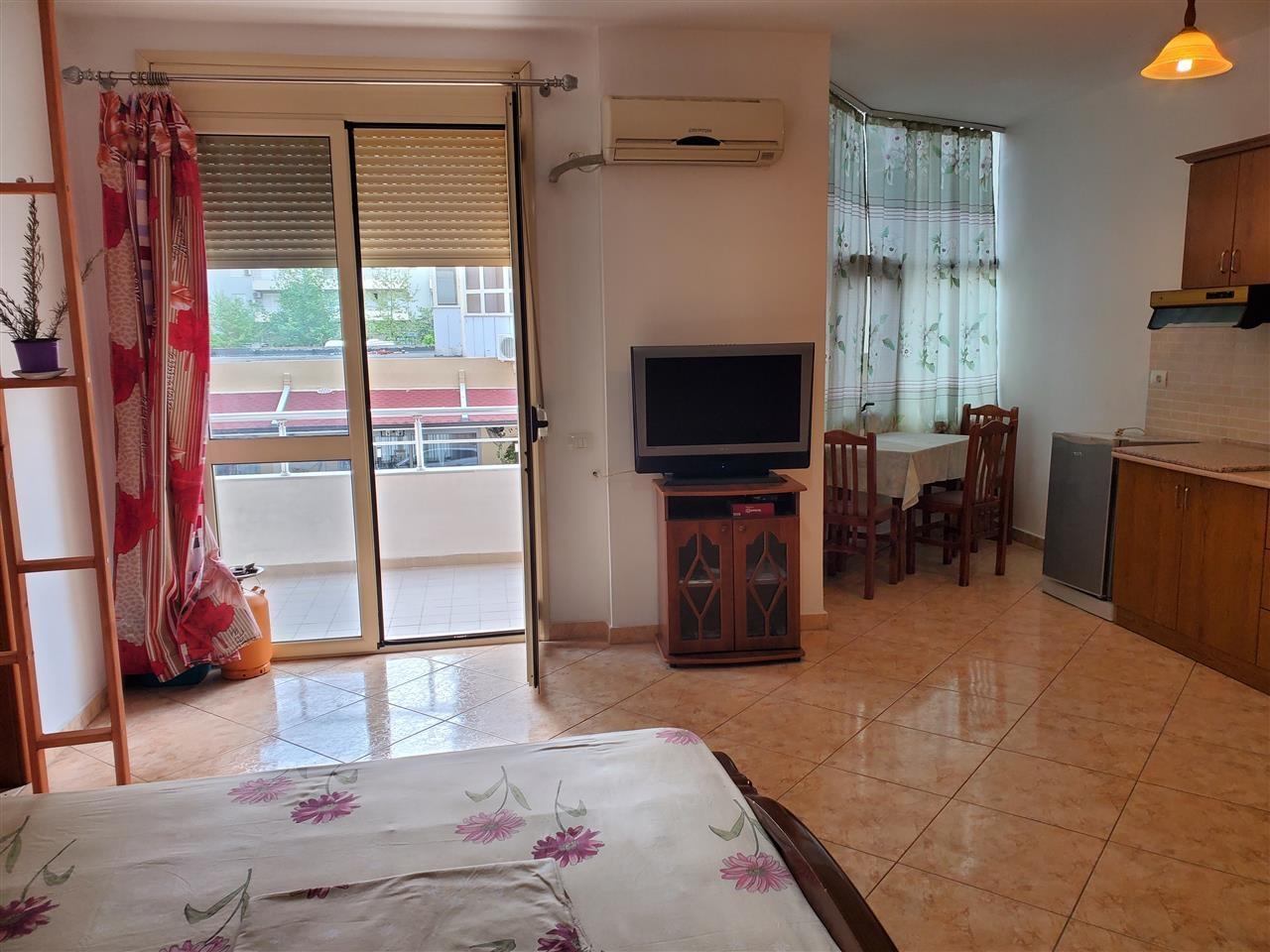 Jepet me qera apartment ne lungomare