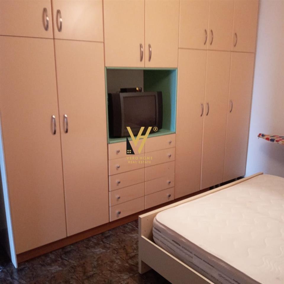 APARTAMENT 1+1ME QERA TE RR MYSLYM SHYRI 500 EURO