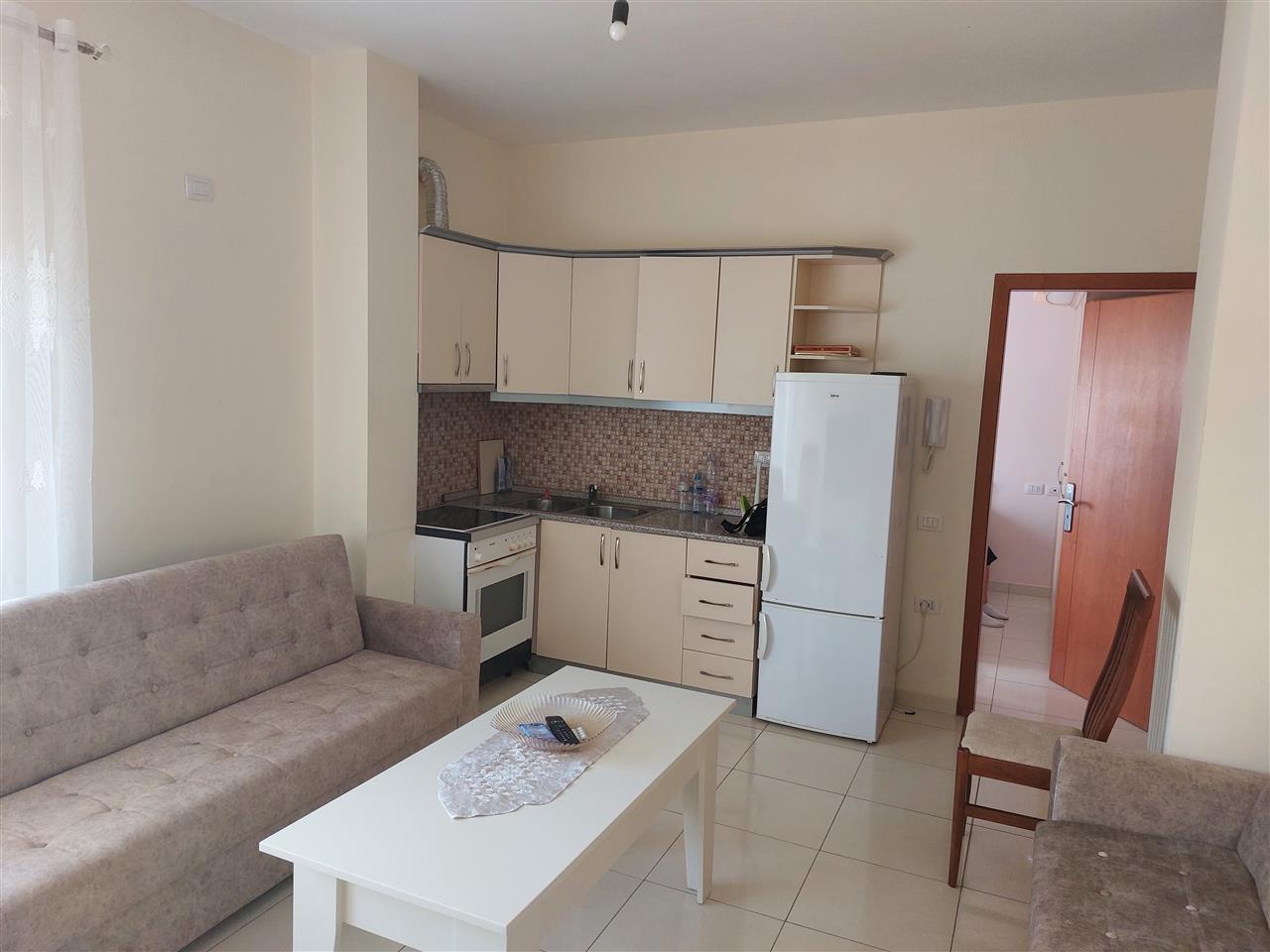 Apartament 1+1 te shkembi kavajes.