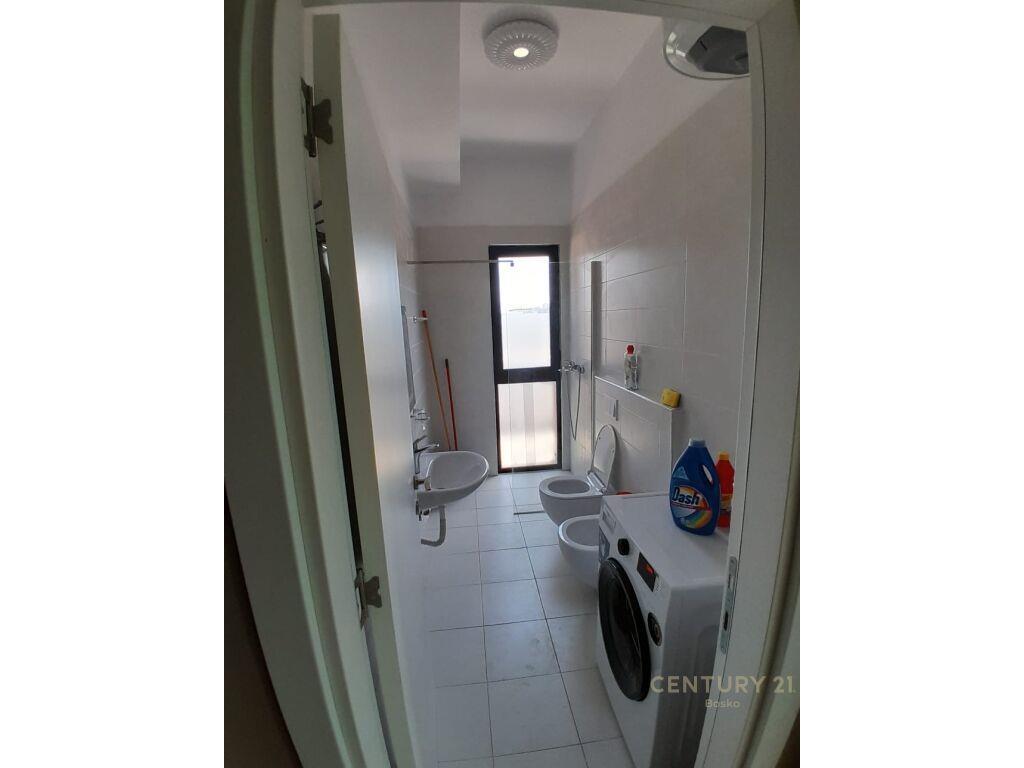 Qira Apartament 2+1+Post Parkimi Kthesa e Kamzes 550 €