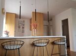 Qira Apartament 3+1+2+2 Poste Parkimi TEG 1300 € 132 m2
