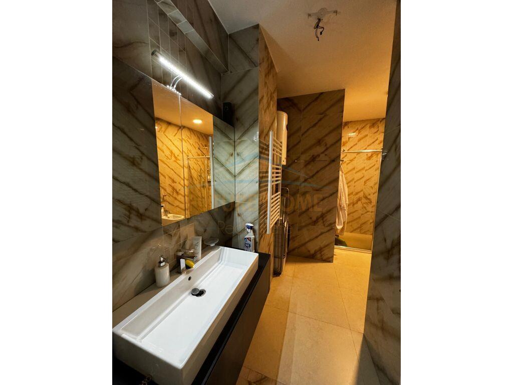 Shitet, Apartament 1+1+Post Parkimi, Kompleksi Delijorgji,