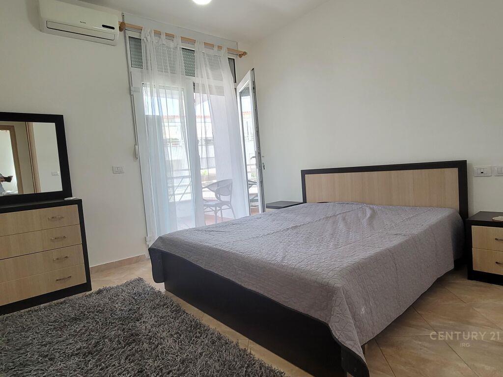Shitet Apartament 2+1 Kodra e Diellit 187 000 € 90 m2