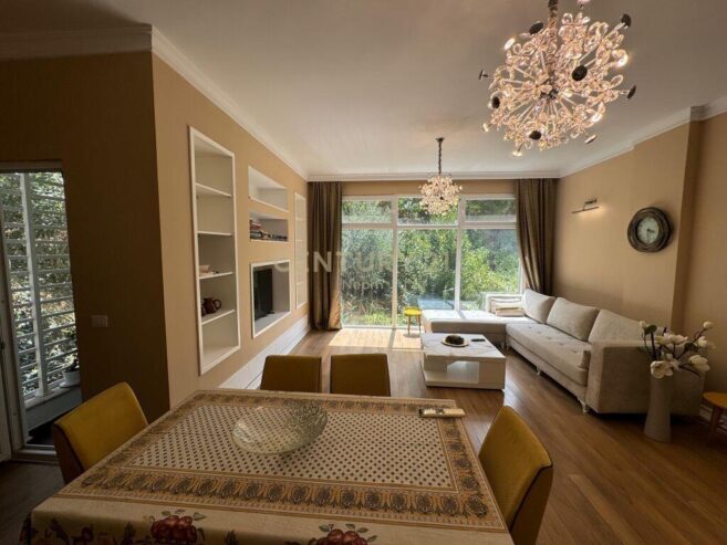 Jepet me qira apartament 2+1 ne Liqenin e Thate!