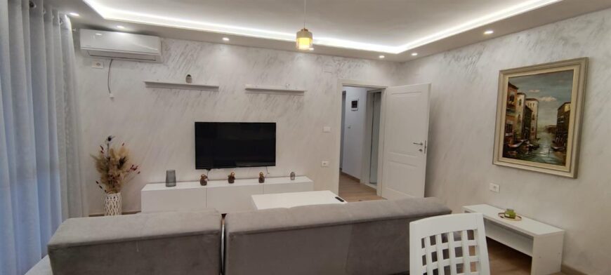 Qera, Apartament 2+1, Qendër, Tiranë