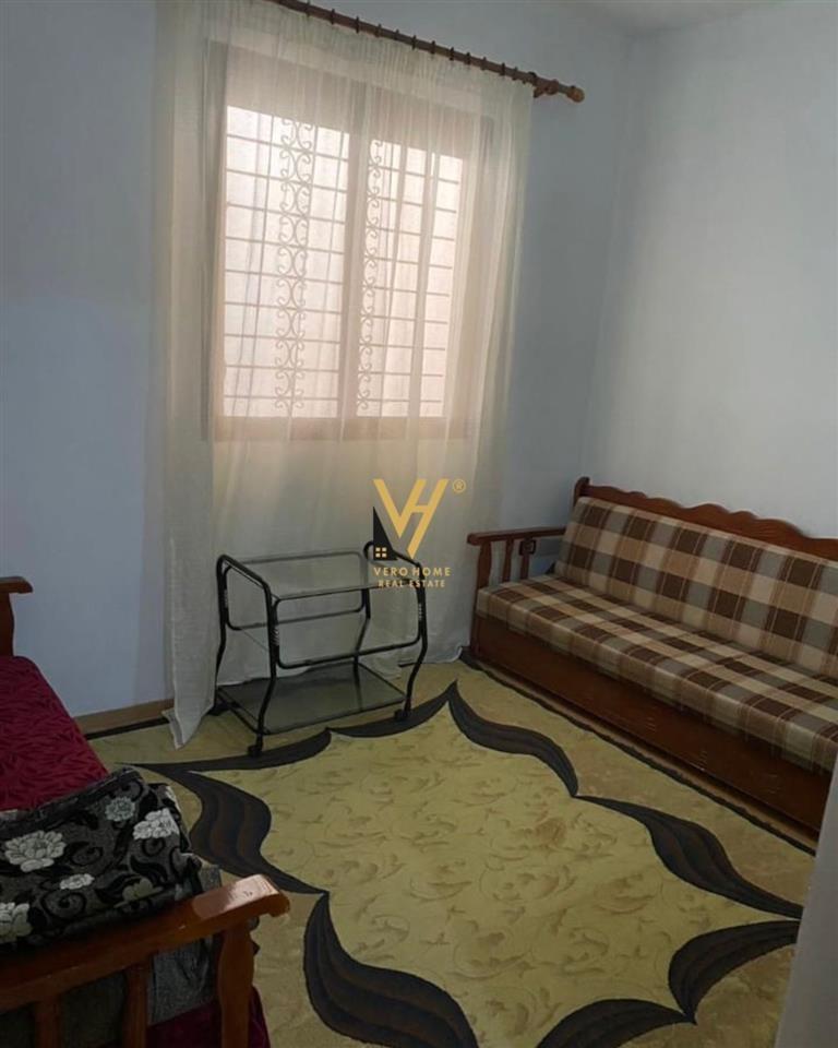 APARTAMENT 2+1 ME QERA NE DON BOSKO 50.000 LEKE