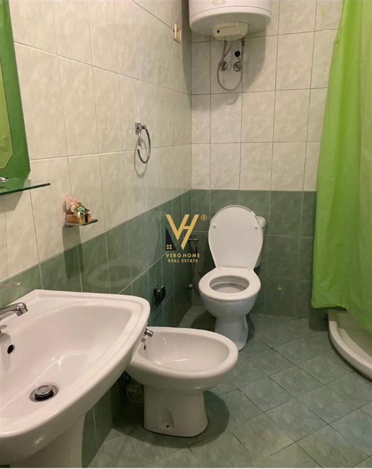 APARTAMENT 2+1 ME QERA NE DON BOSKO 50.000 LEKE