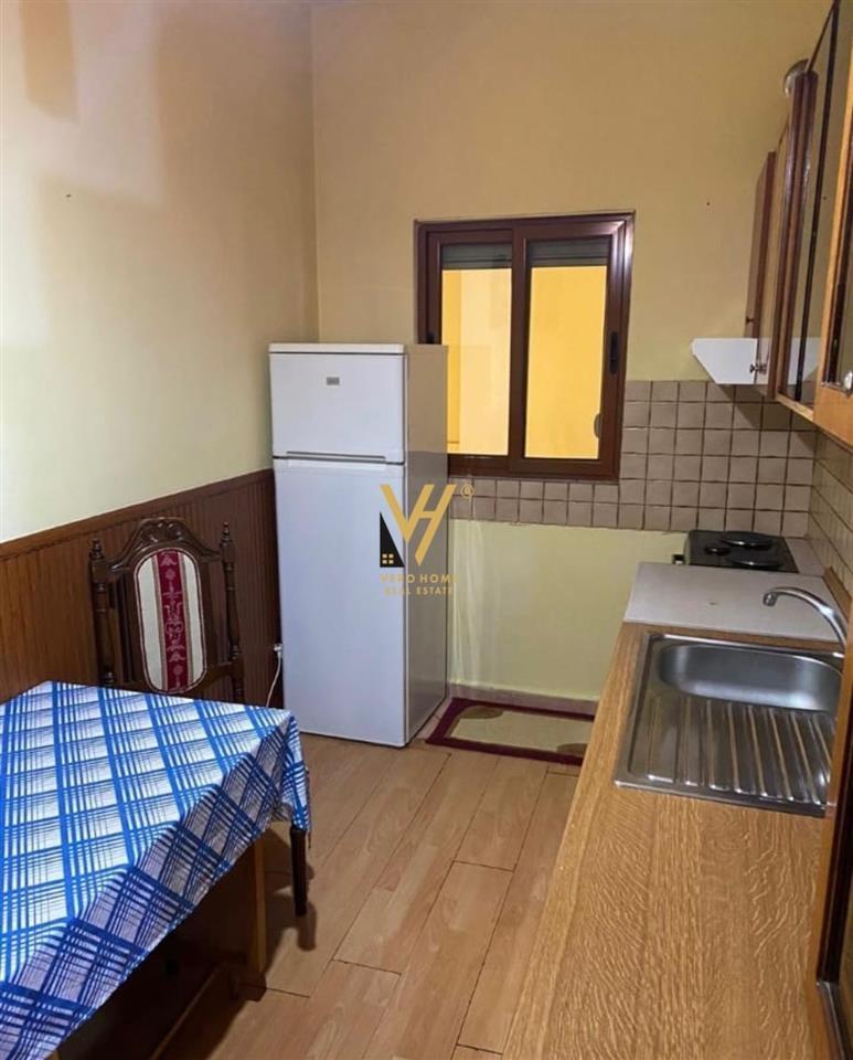 APARTAMENT 2+1 ME QERA NE DON BOSKO 50.000 LEKE
