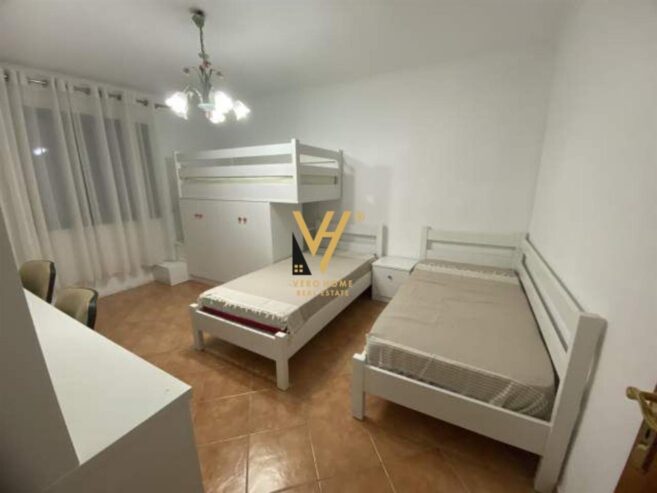 APARTAMENT 3+1ME QERA TE Rr FROSINA PLAKU 650EURO
