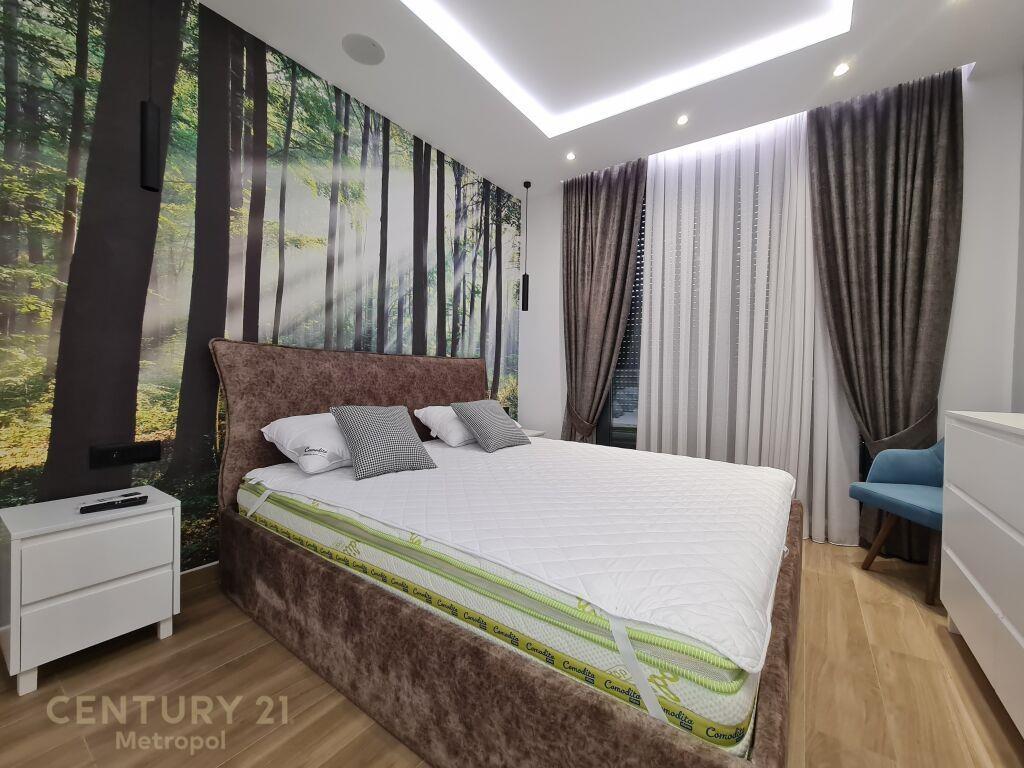 Qira Apartament 1+1 TEG 800 € 83 m2