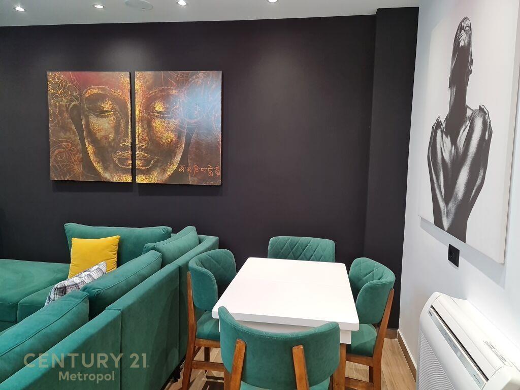 Qira Apartament 1+1 TEG 800 € 83 m2