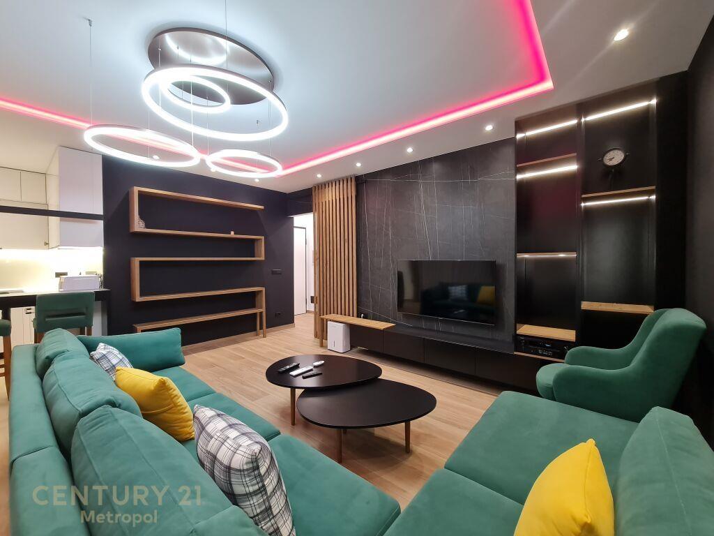 Qira Apartament 1+1 TEG 800 € 83 m2