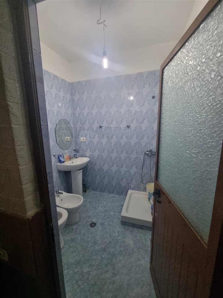 apartament ne shitje 1+1, rruga e Dibres