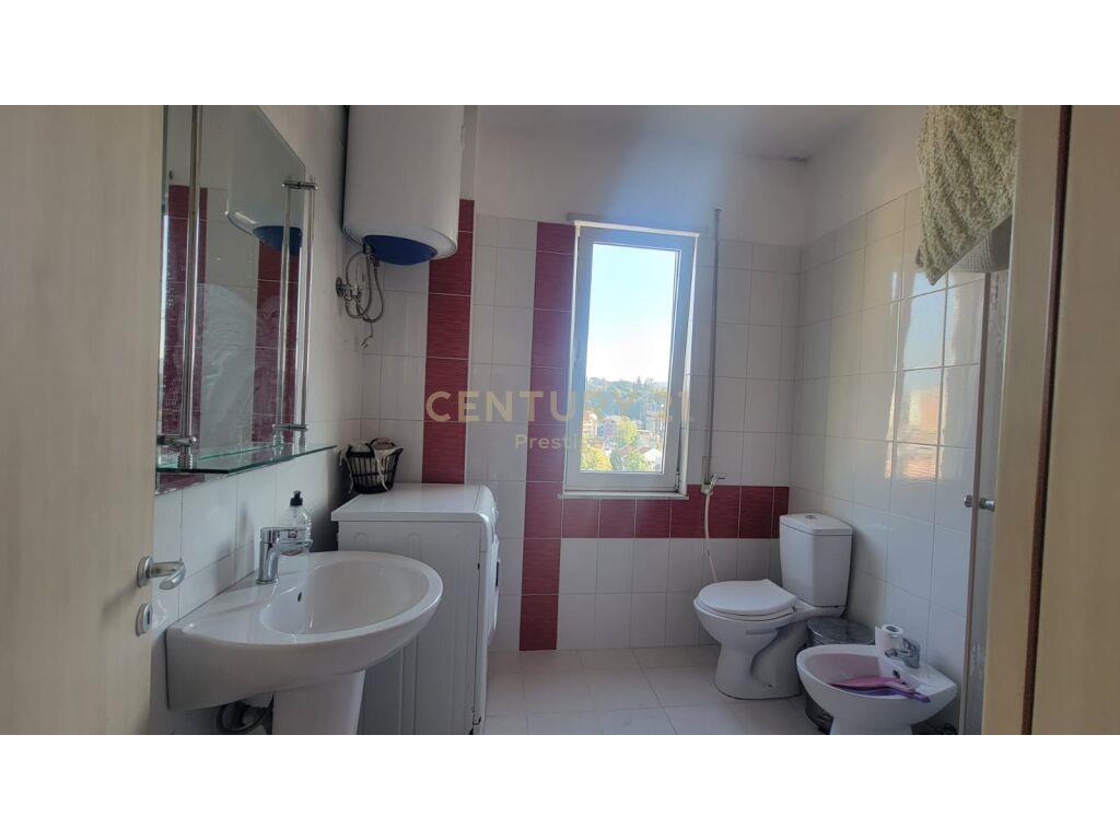 APARTAMENT 2+1+2 ME QIRA, PRANE QYTET STUDENTITprestige98398