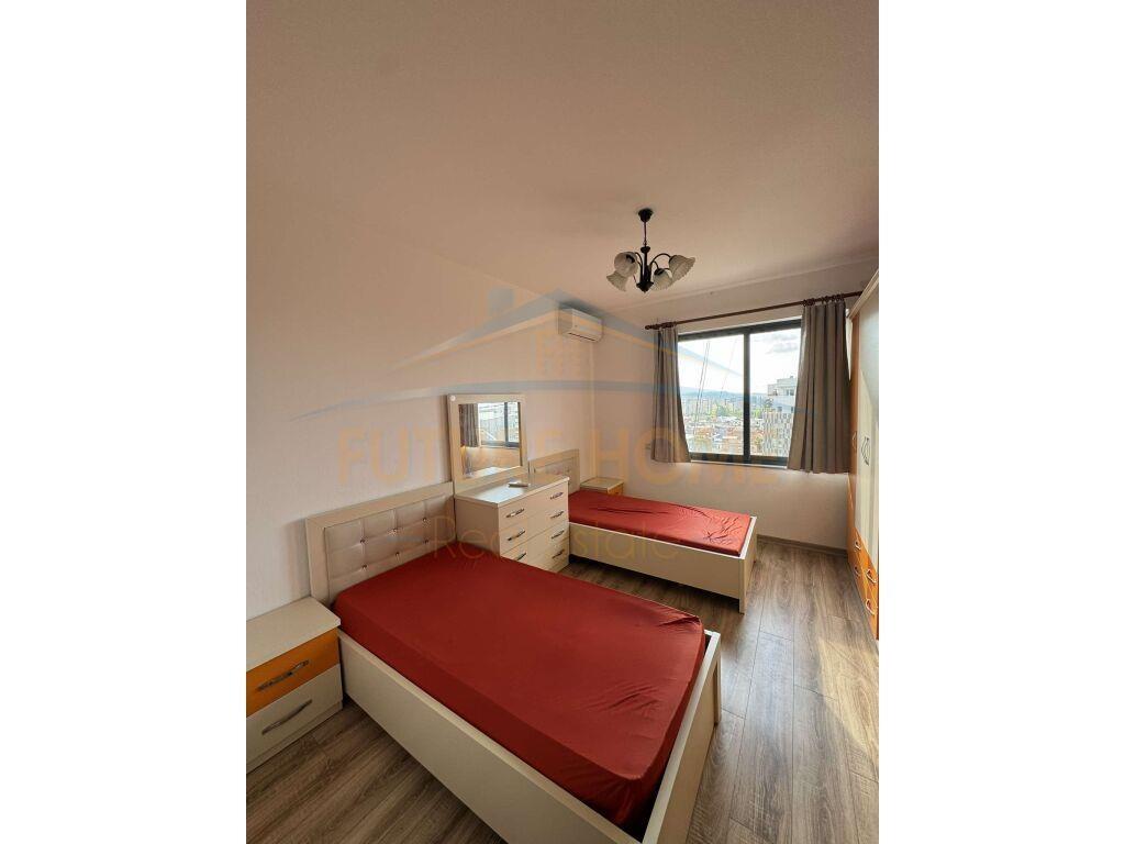 Qera, Apartament 2+1, Zogu i Zi.