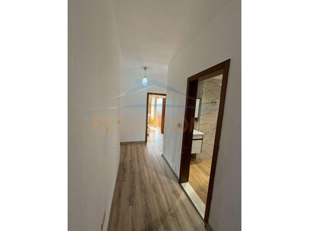Qera, Apartament 2+1, Zogu i Zi.
