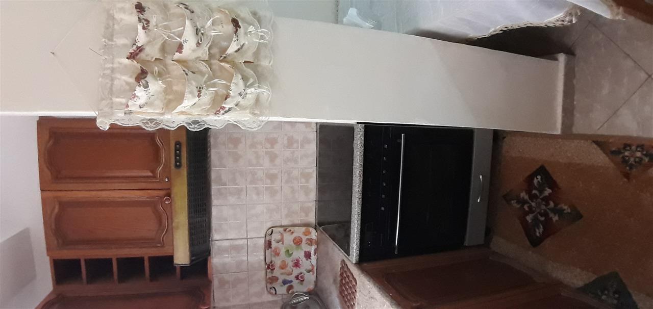 Rent. 2+1 me qera vlore. 5 min nga deti