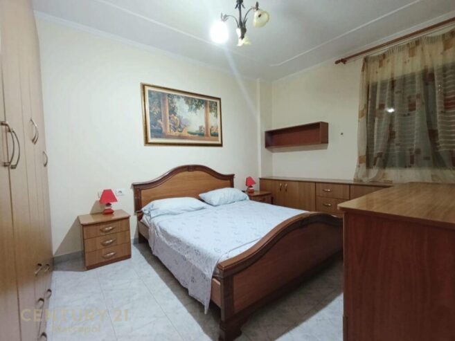 JEPET ME QERA APARTAMENT 3+1+2 PRANE PROKURORISEMetropol9752