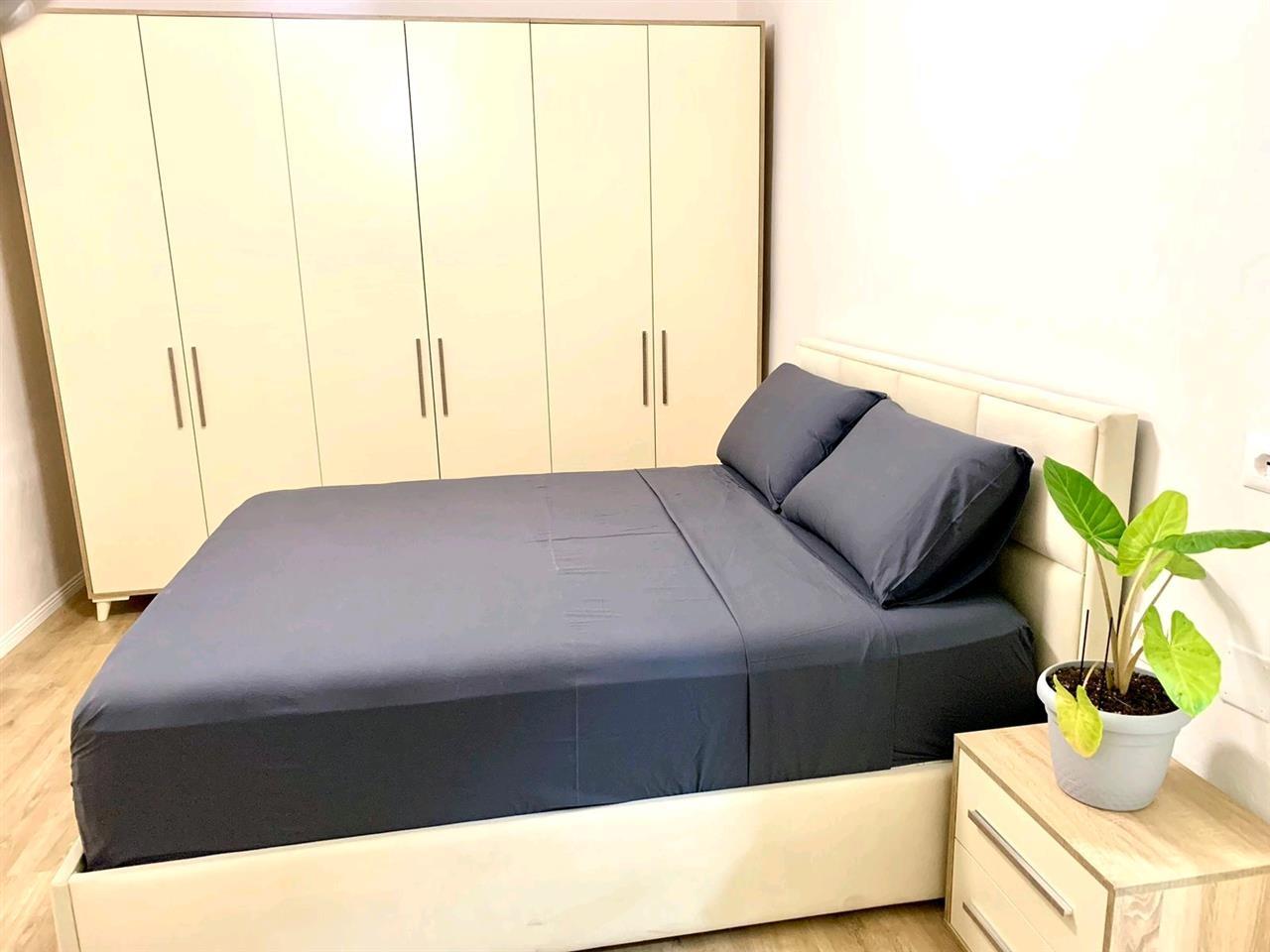 Jepet apartment me qera ne afersi te qendres