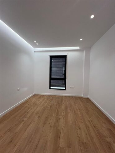 SHITET, APARTAMENT 2+1, PORCELAN, TIRANE.