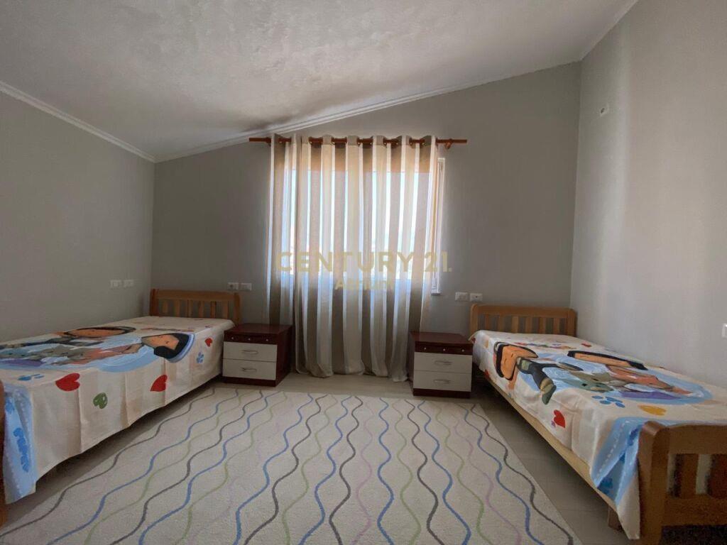 Qira Apartament 2+1 Materniteti i Ri 500 € 107 m2