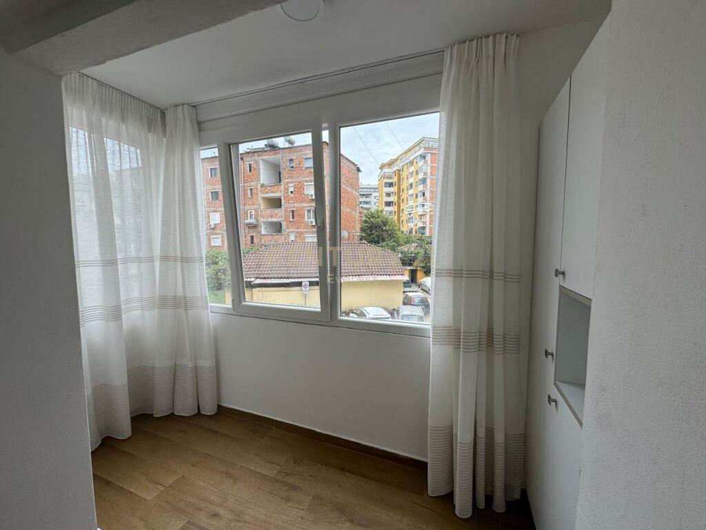 Shitet Apartament 1+1 Brraka 125 000 € 53 m2