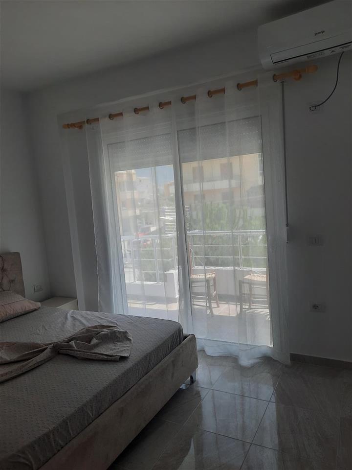 Dhoma plazhi Orikum ,3000 leke