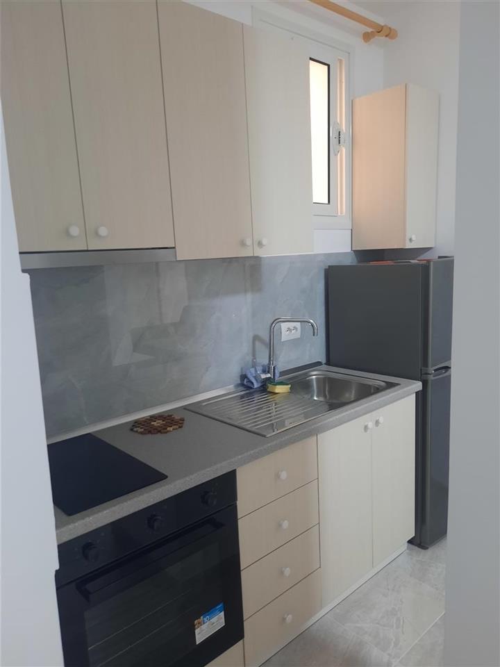 Dhoma plazhi Orikum ,3000 leke