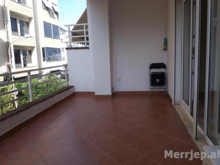 Ap Dublex tek Rezidenca Kodra e Diellit