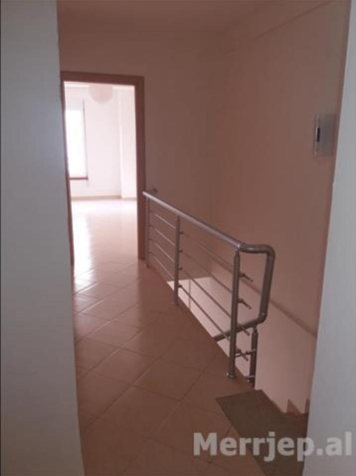 Ap Dublex tek Rezidenca Kodra e Diellit