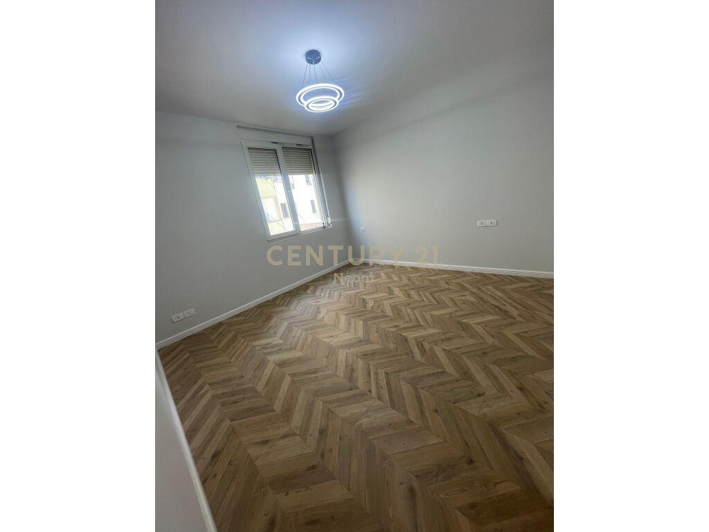 Kodra e Diellit, Shitet apartament 1+1 Neom99127