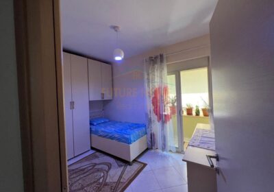 Shitet, Apartament 2+1+2, Liqeni i Thate, Tirane.