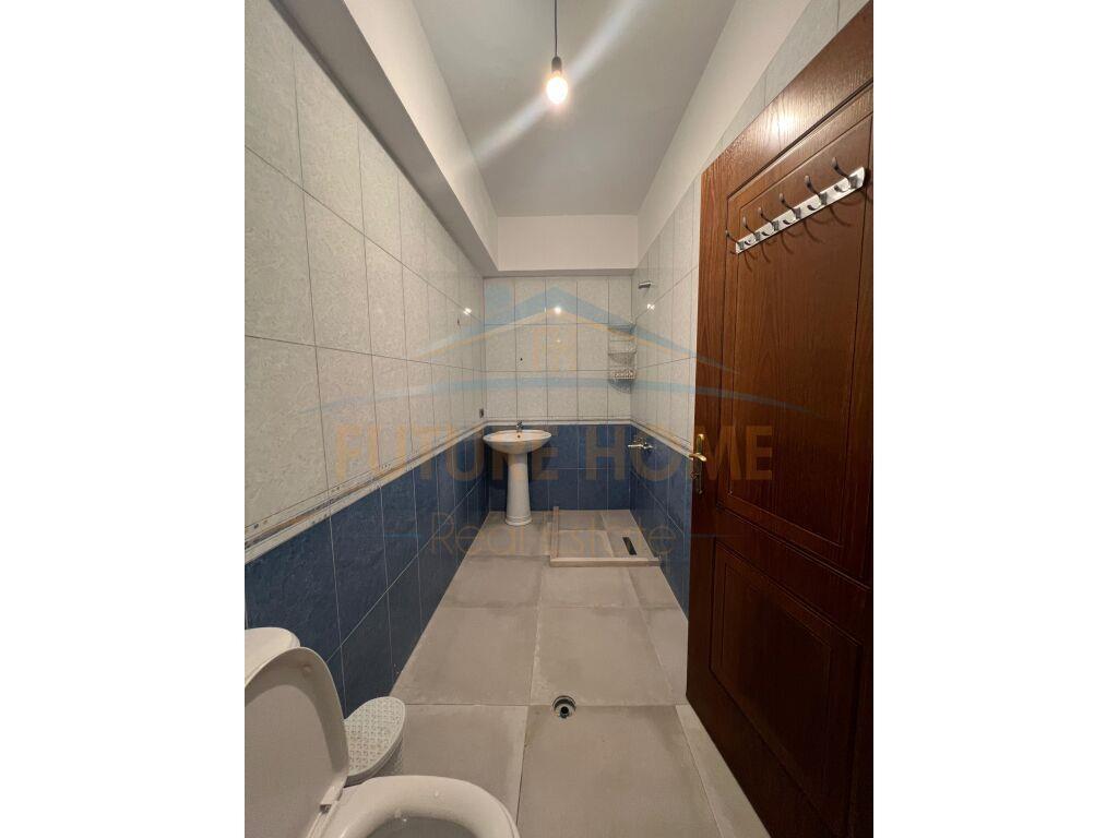 Shitet, Apartament 1+1, Fresk, Tiranë