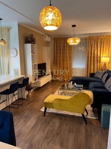Shitet Apartament 2+1+2 Rruga e Kosovareve 265000€ 117 m2