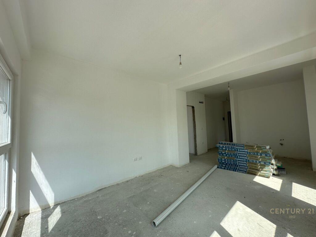 ShitetApartament 1+1 Laprake 108 000 € 60 m2