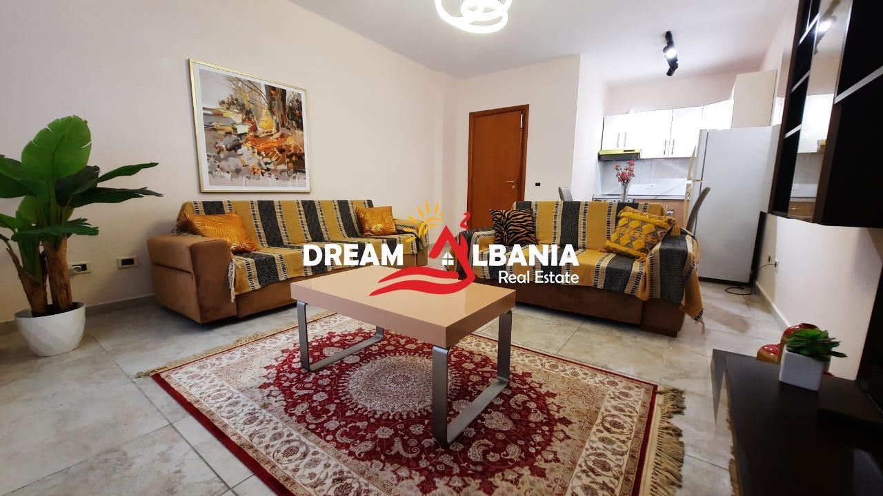 Apartament 1+1 me qera tek Kopshti Botanik ne Tirane