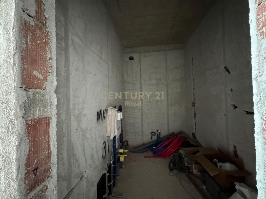 Shitet Apartament 1+1 Bulevardi i Ri 95 500 € 56 m2