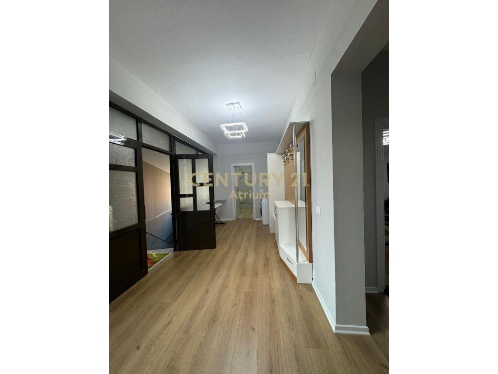 Qira Apartament 3+1 Oxhaku 700 € 90 m2