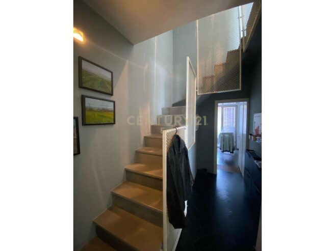SHITET SUPER PENTHOUSE ME PAMJE DETI NE HYRJE TE DURRESIT!