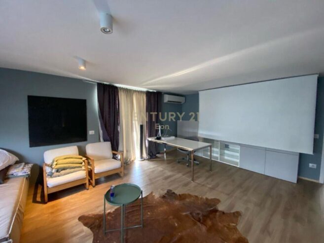 SHITET SUPER PENTHOUSE ME PAMJE DETI NE HYRJE TE DURRESIT!