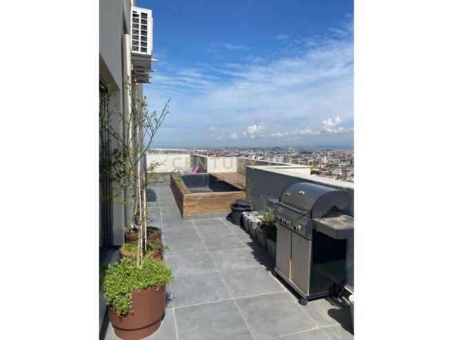 SHITET SUPER PENTHOUSE ME PAMJE DETI NE HYRJE TE DURRESIT!