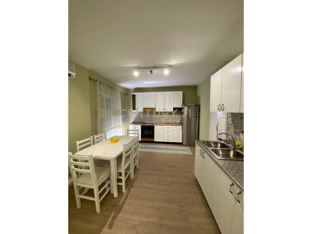 Jepet me Qira Apartament 3+1 ne Xhamllik!DREAM97101