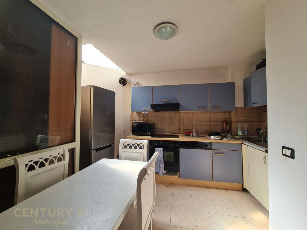 JAP PER QIRA KAT VILEMetropol97694