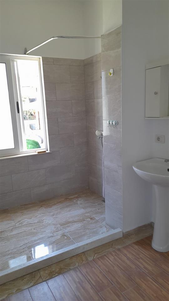 Jepet Hyrje 1+1 te Rruga Kokonozve Kodra e Priftit