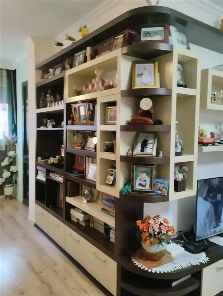 Qe. Ap.2+1, A Gatimi i veçant,2 banjo ,1 me ajrim natyral.