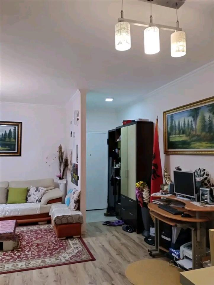 Qe. Ap.2+1, A Gatimi i veçant,2 banjo ,1 me ajrim natyral.