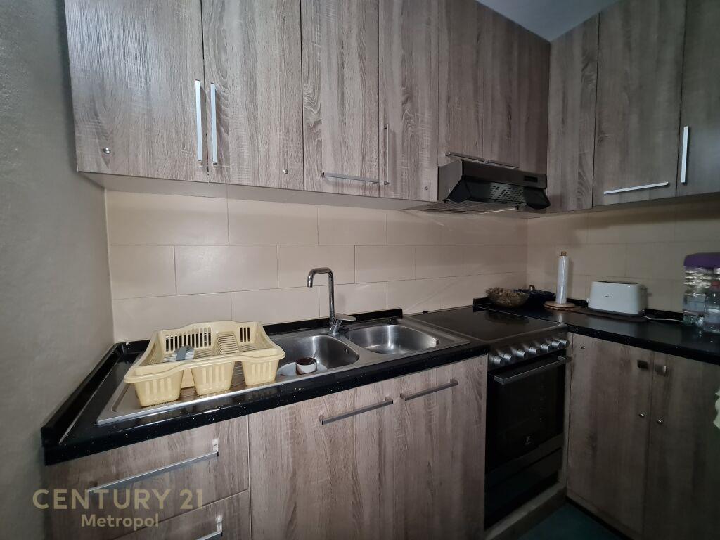 Shitet Apartament 1+1 Brryli 120 000 € 77 m2