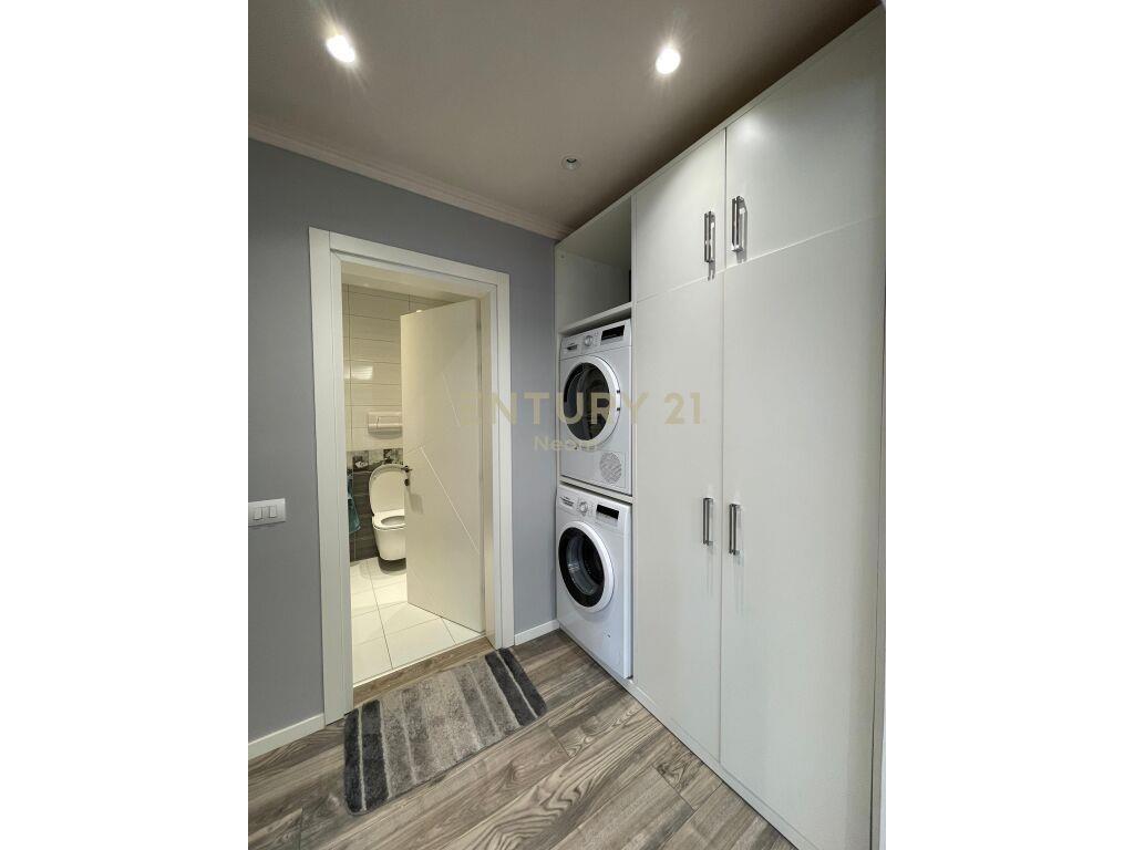 Qira Apartament 1+1+Post Parkimi TEG 700 € 85 m2