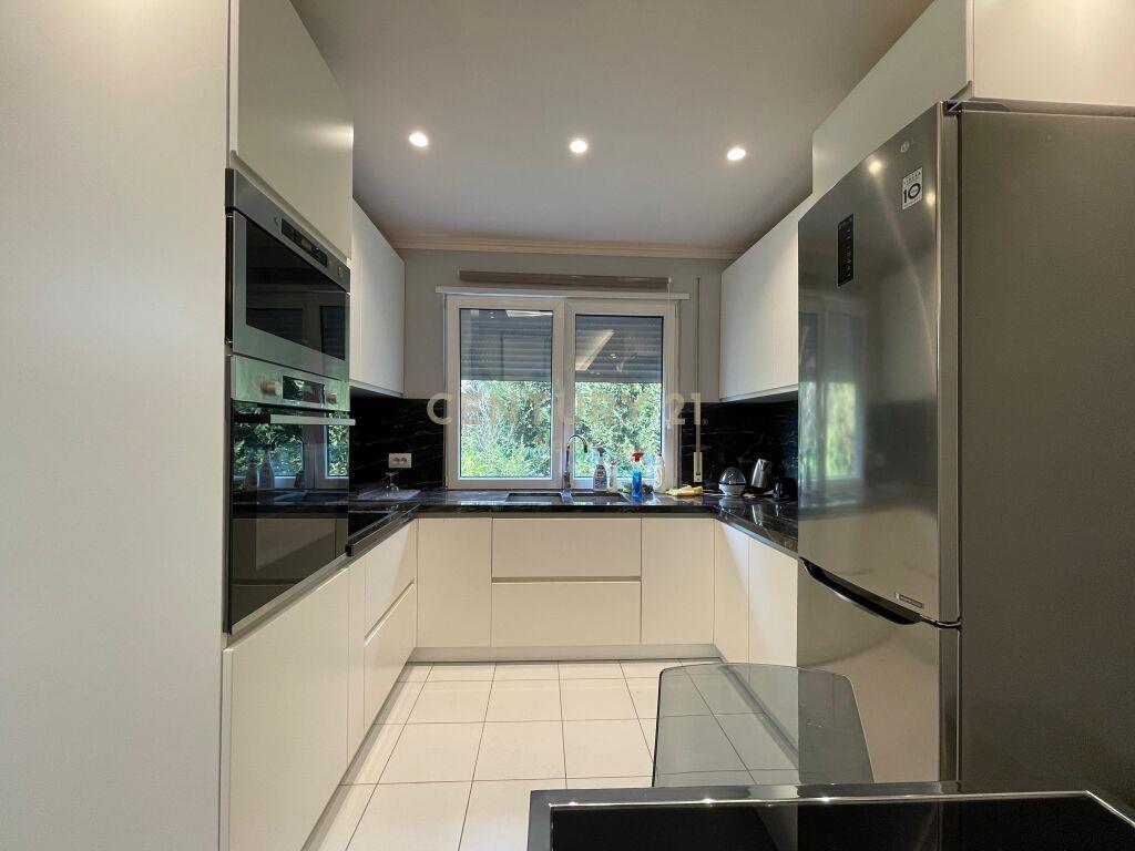 Qira Apartament 1+1+Post Parkimi TEG 700 € 85 m2