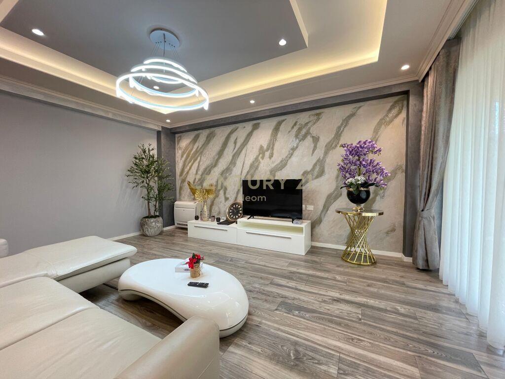 Qira Apartament 1+1+Post Parkimi TEG 700 € 85 m2